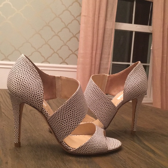 LK Bennett Shoes - LK Bennett Black and White Heels - 39.5 (8.5)